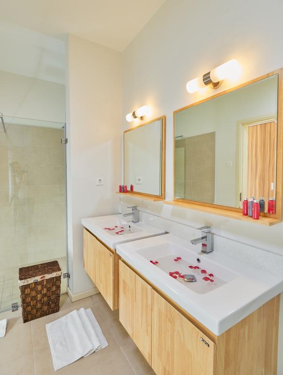 Liberty Drive Apartments & Penthouses By Lov Trou aux Biches Esterno foto