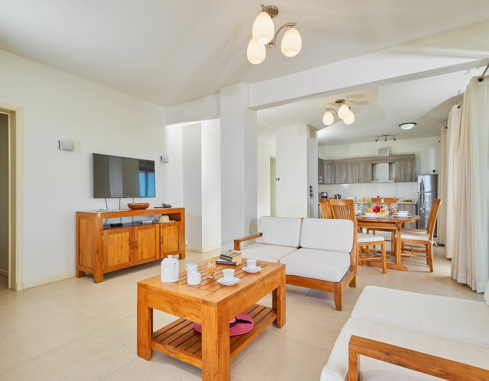 Liberty Drive Apartments & Penthouses By Lov Trou aux Biches Esterno foto